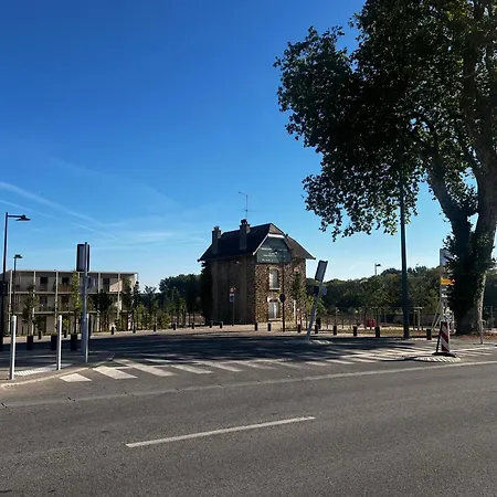 2 - Ecoquartier Calme Proche Chateau De